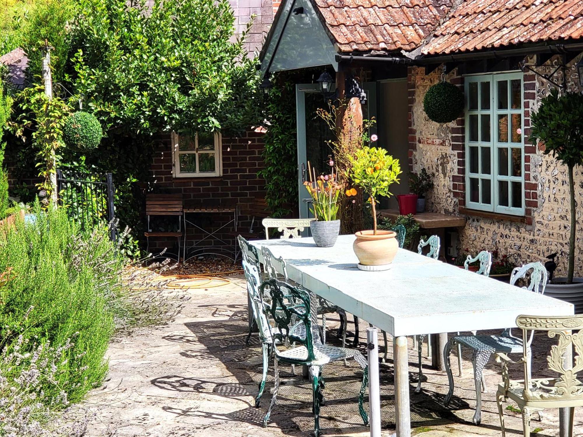 Escape The Ordinary - Dorset Village Vacation دورتشستر المظهر الخارجي الصورة